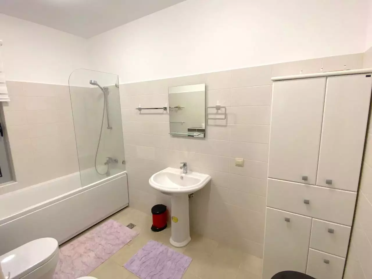 House 200m² in Montenegro, Budva. Priced at 550000€ rent photo-8