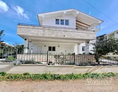 Buy in Montenegro for 220000€