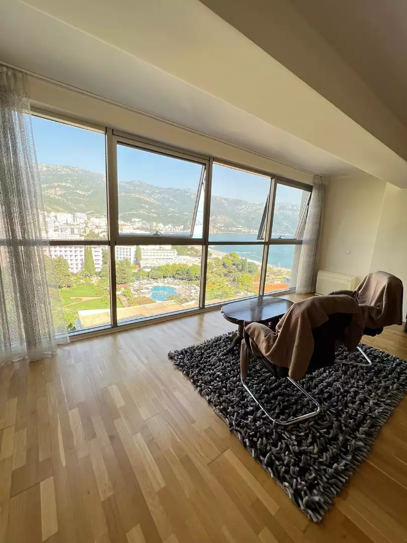 Flat 77m² in Montenegro, Budva. Priced at 280000€ rent photo-6