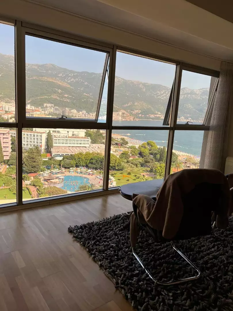 Flat 77m² in Montenegro, Budva. Priced at 280000€ rent photo-7