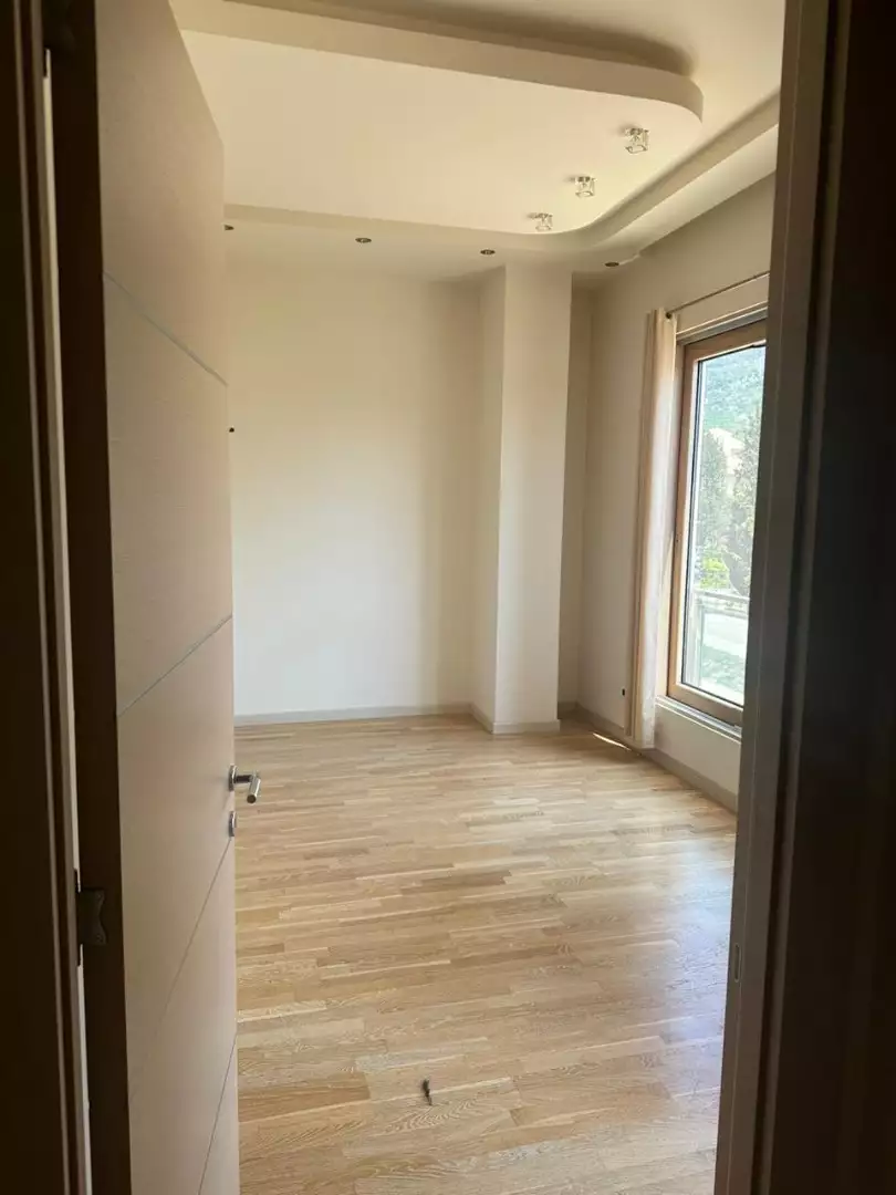 Flat 105m² in Montenegro, Budva. Priced at 360000€ rent photo-3