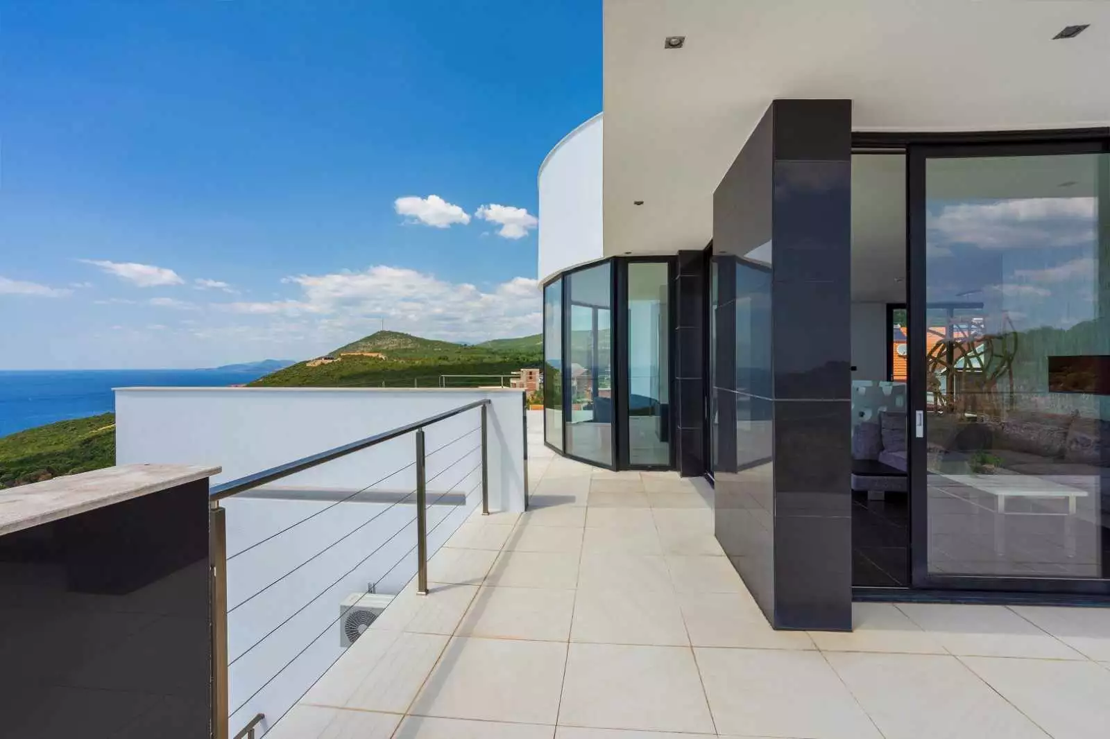 Villa 1150m² in Montenegro, Budva. Priced at 1500000€ rent photo-8