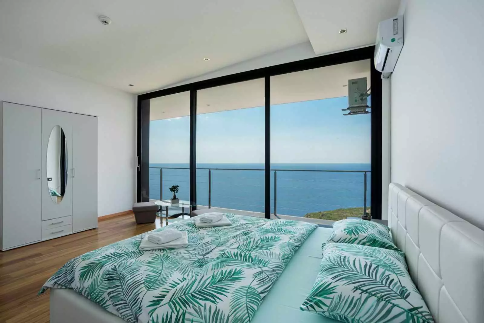 Villa 1150m² in Montenegro, Budva. Priced at 1500000€ rent photo-18