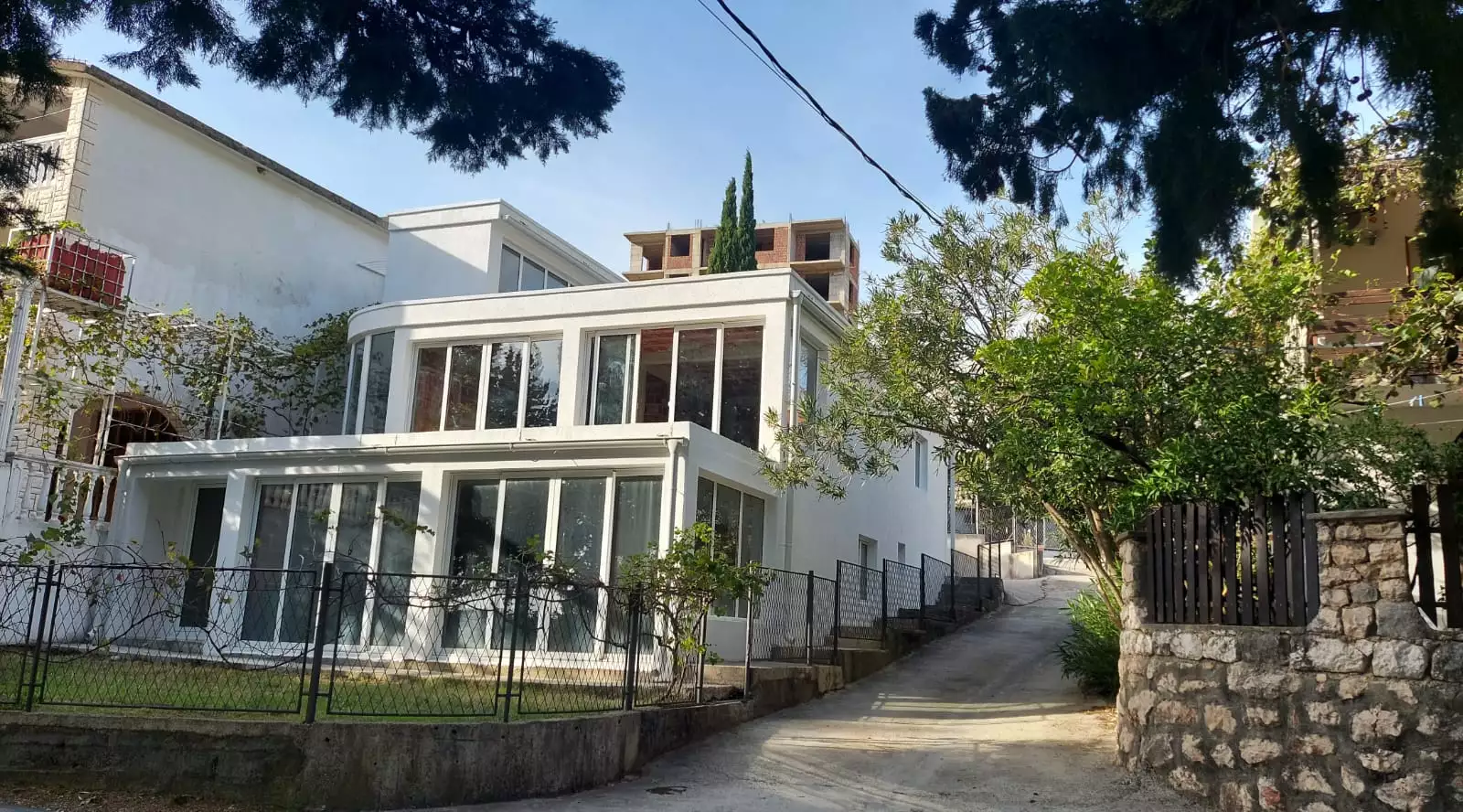 House 224m² in Montenegro, Sutomore. Priced at 169000€ rent photo-1