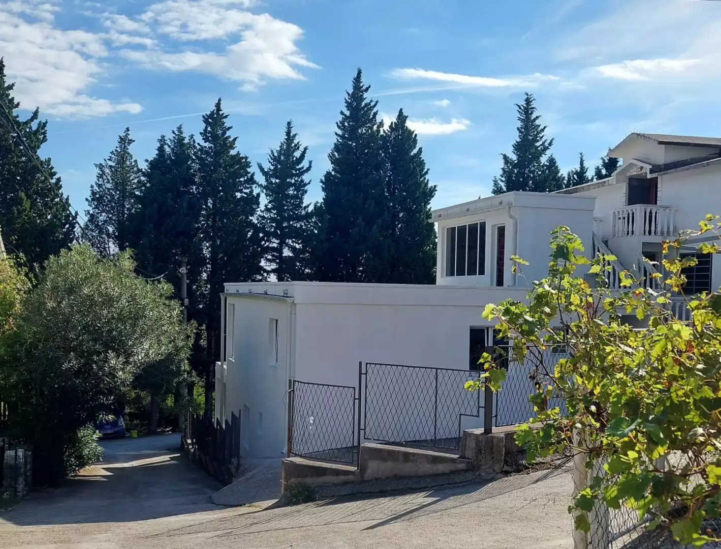 House 224m² in Montenegro, Sutomore. Priced at 169000€ rent photo-9