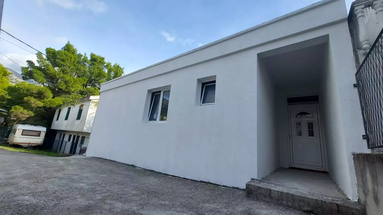 House 224m² in Montenegro, Sutomore. Priced at 169000€ rent photo-25