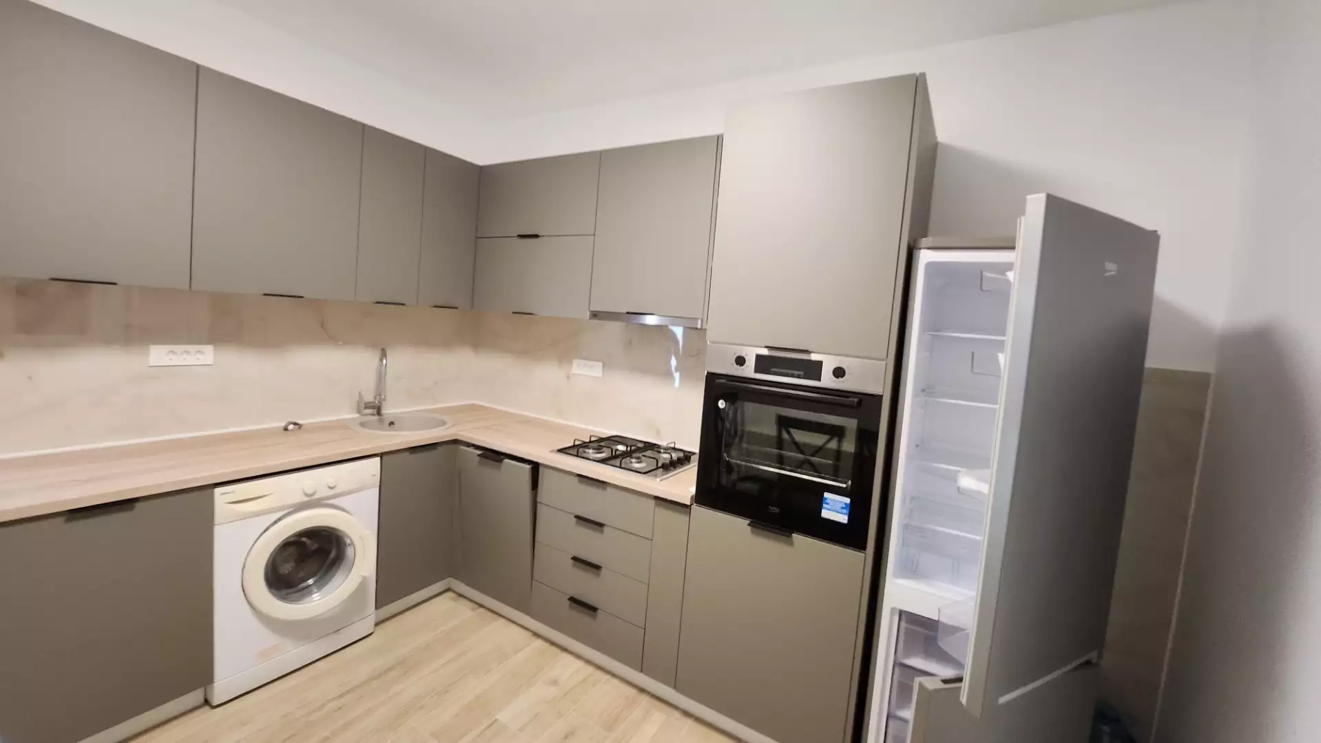 House 99m² in Montenegro, Sutomore. Priced at 150000€ rent photo-14