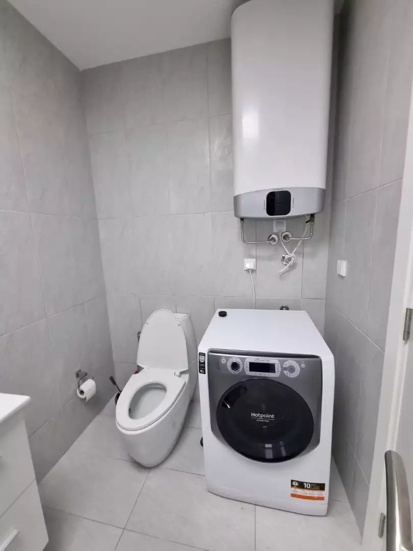 Flat 95m² in Montenegro, Budva. Priced at 300000€ rent photo-9