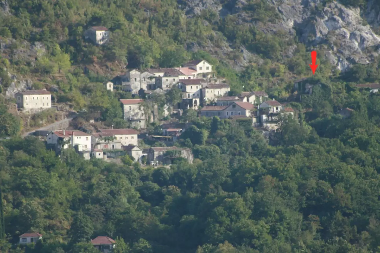 House 60m² in Montenegro, Lake Skadar. Priced at 35000€ rent photo-2