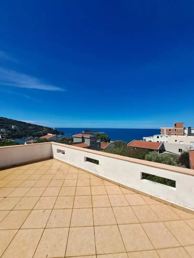 House 250m² in Montenegro, Utjeha. Priced at 260000€ rent photo-3