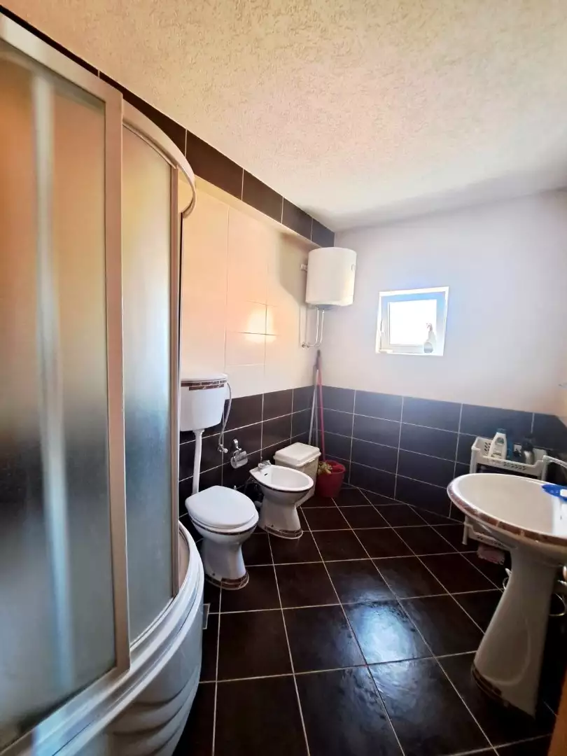 House 250m² in Montenegro, Utjeha. Priced at 260000€ rent photo-13