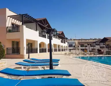 Buy in Cyprus for 93396€