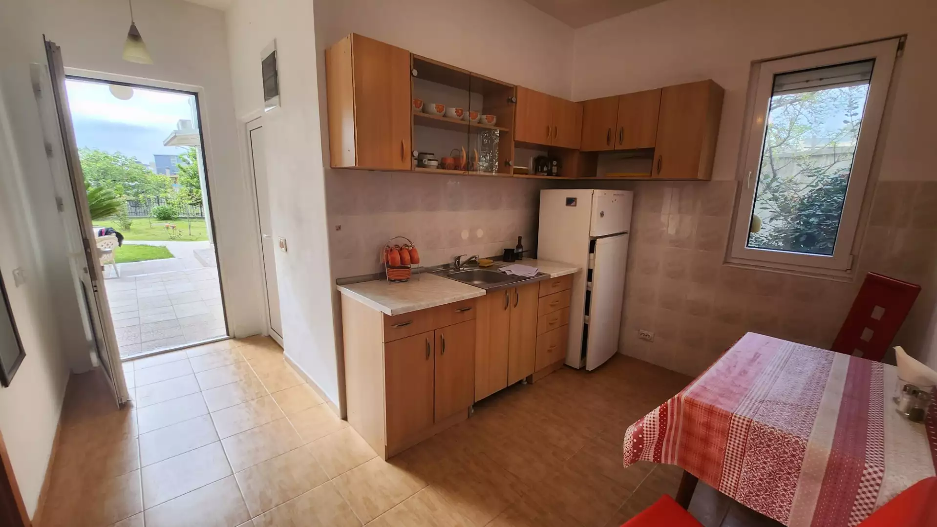 House 137m² in Montenegro, Sutomore. Priced at 210000€ rent photo-13