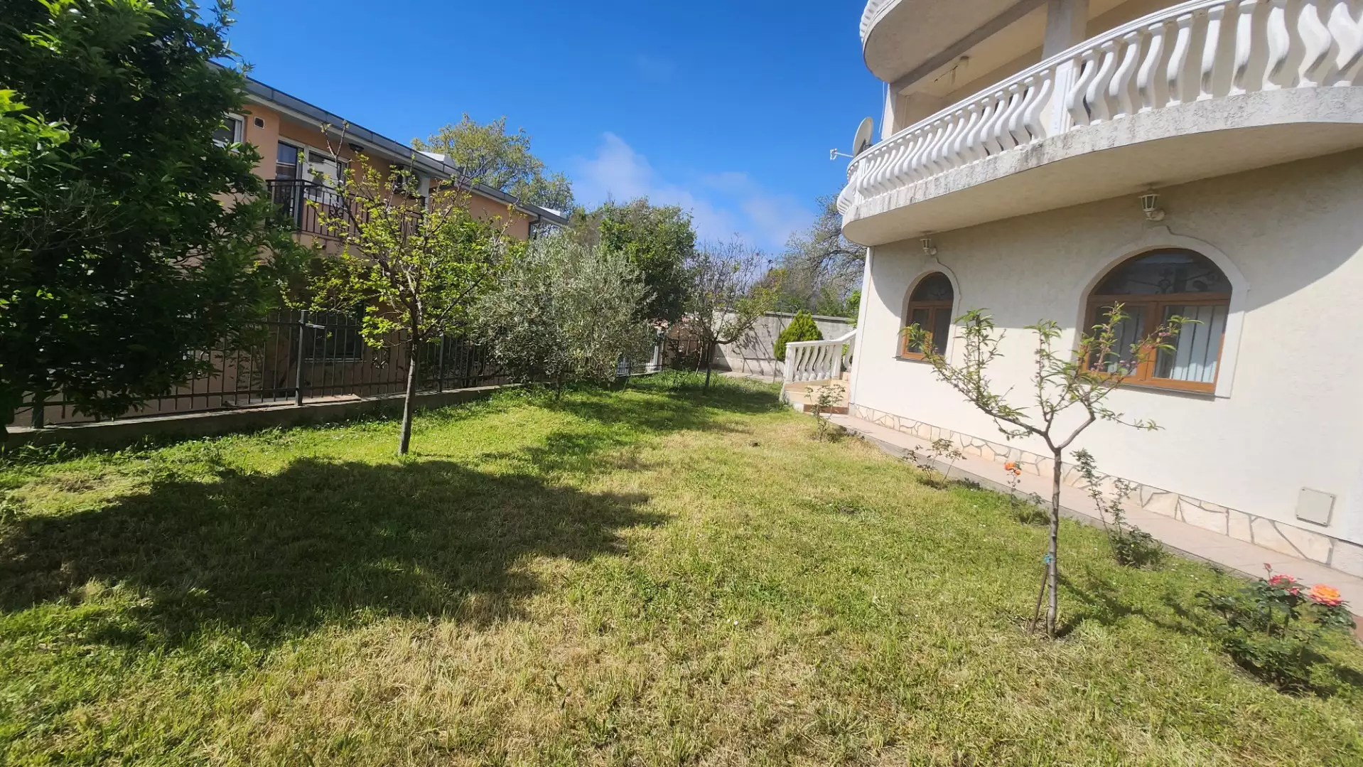 House 137m² in Montenegro, Sutomore. Priced at 210000€ rent photo-11