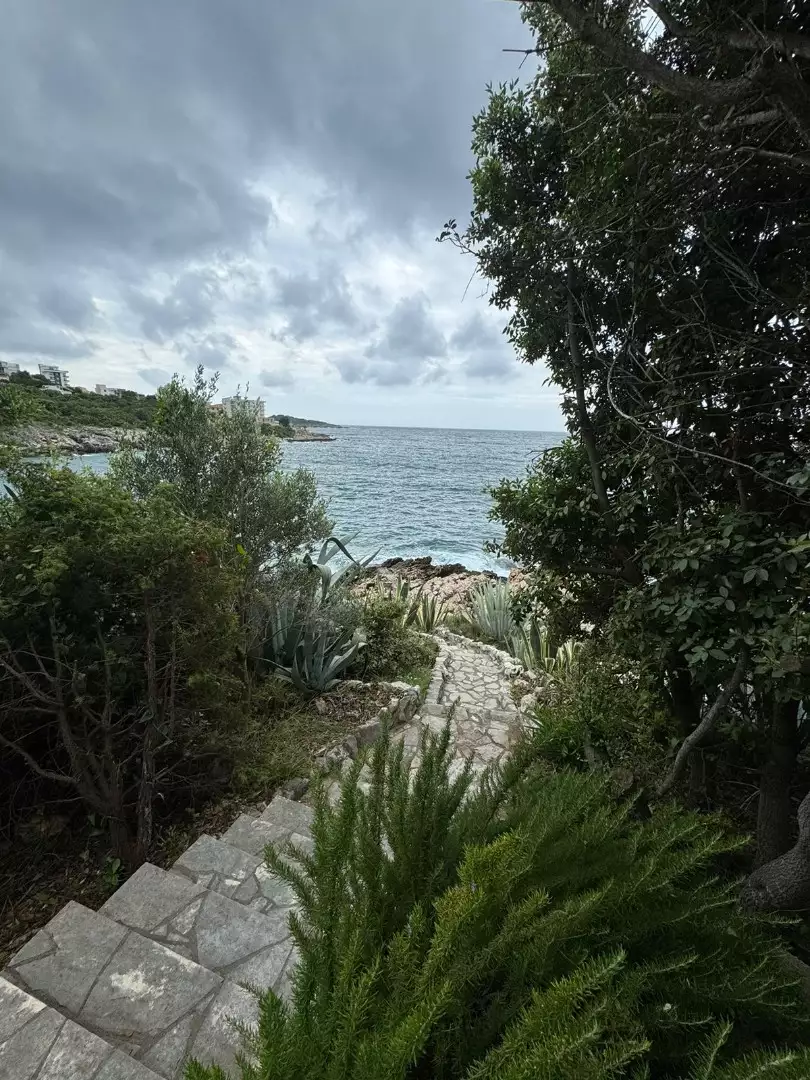 Villa 282m² in Montenegro, Utjeha. Priced at 750000€ rent photo-4