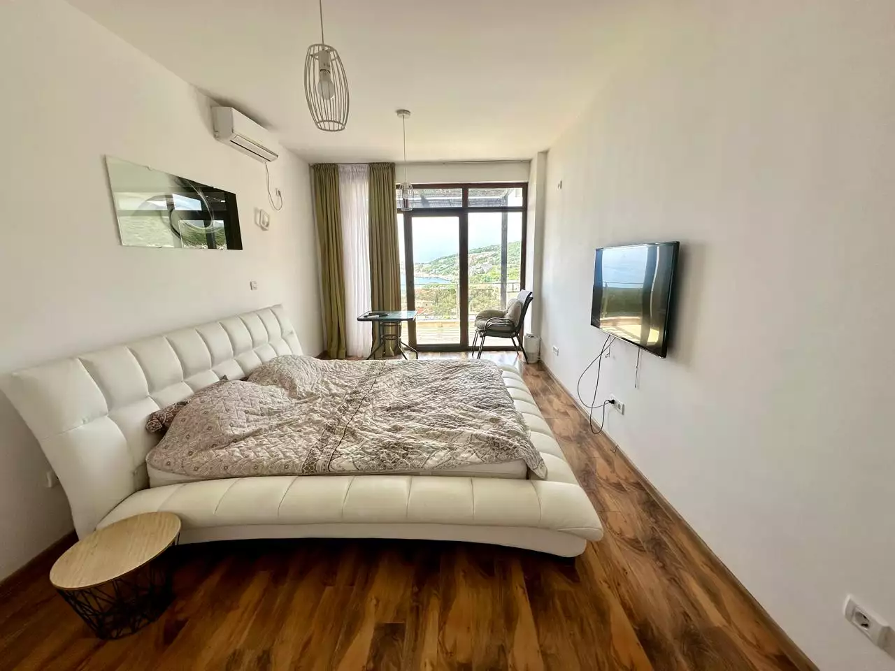 House 366m² in Montenegro, Utjeha. Priced at 375000€ rent photo-9