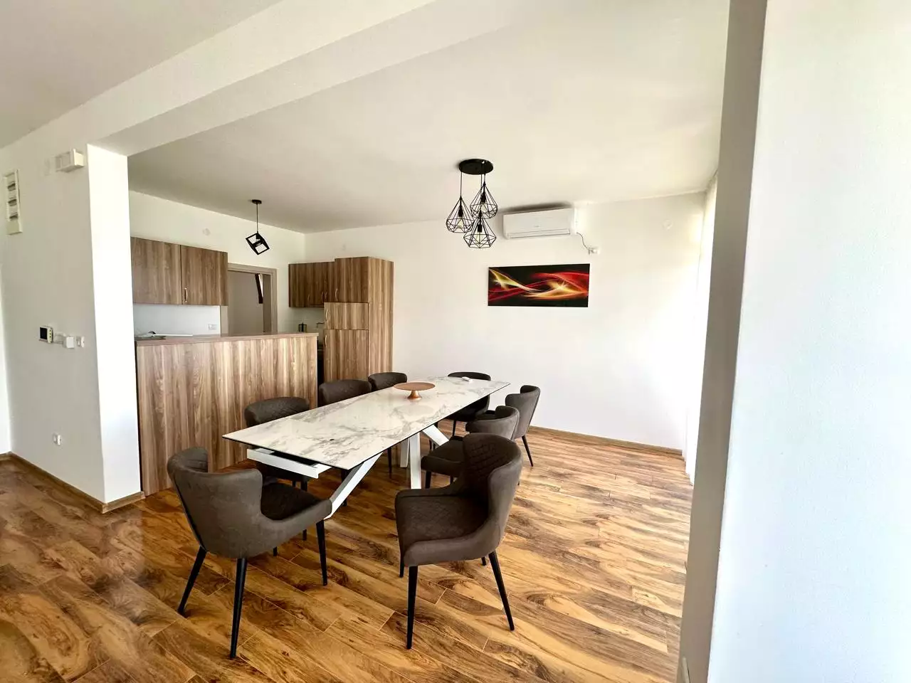 House 366m² in Montenegro, Utjeha. Priced at 375000€ rent photo-19