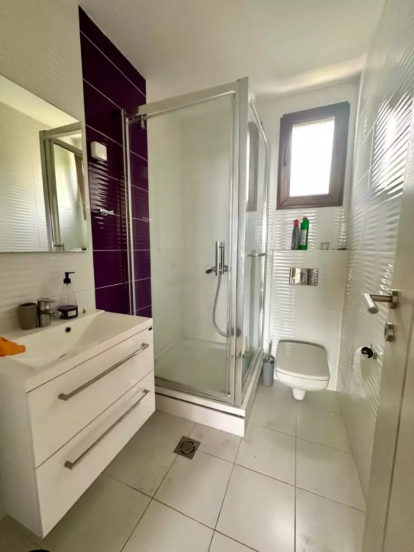 House 366m² in Montenegro, Utjeha. Priced at 375000€ rent photo-25