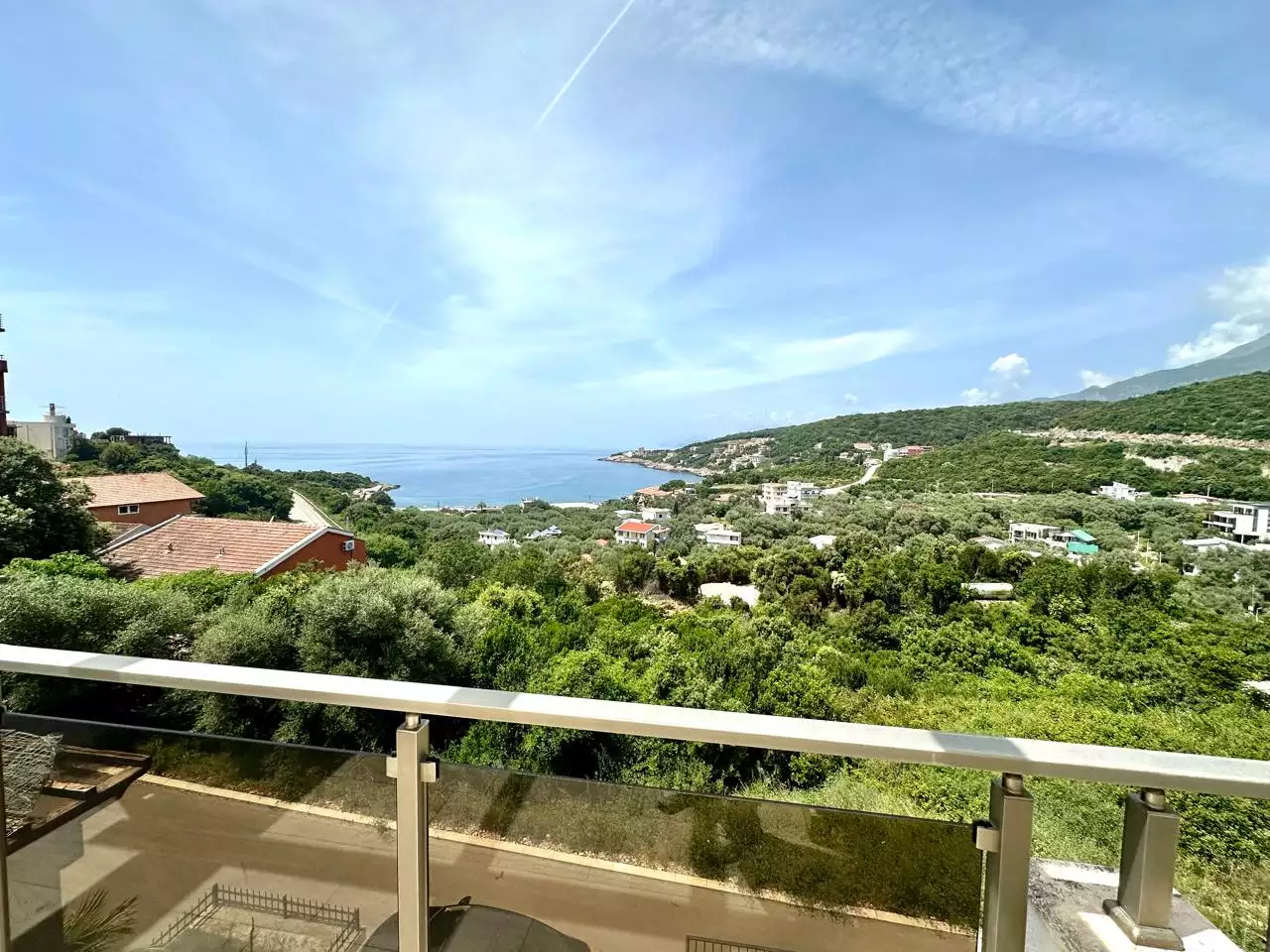 House 366m² in Montenegro, Utjeha. Priced at 375000€ rent photo-28