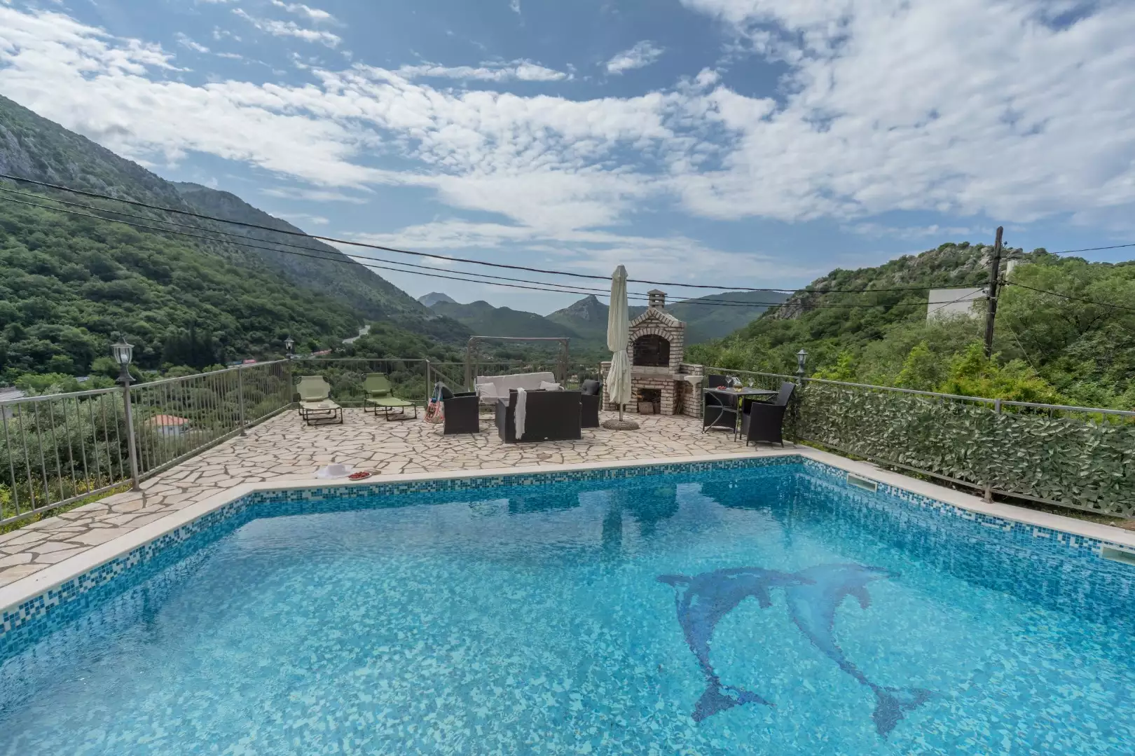House 247m² in Montenegro, Bularica. Priced at 785000€ rent photo-12