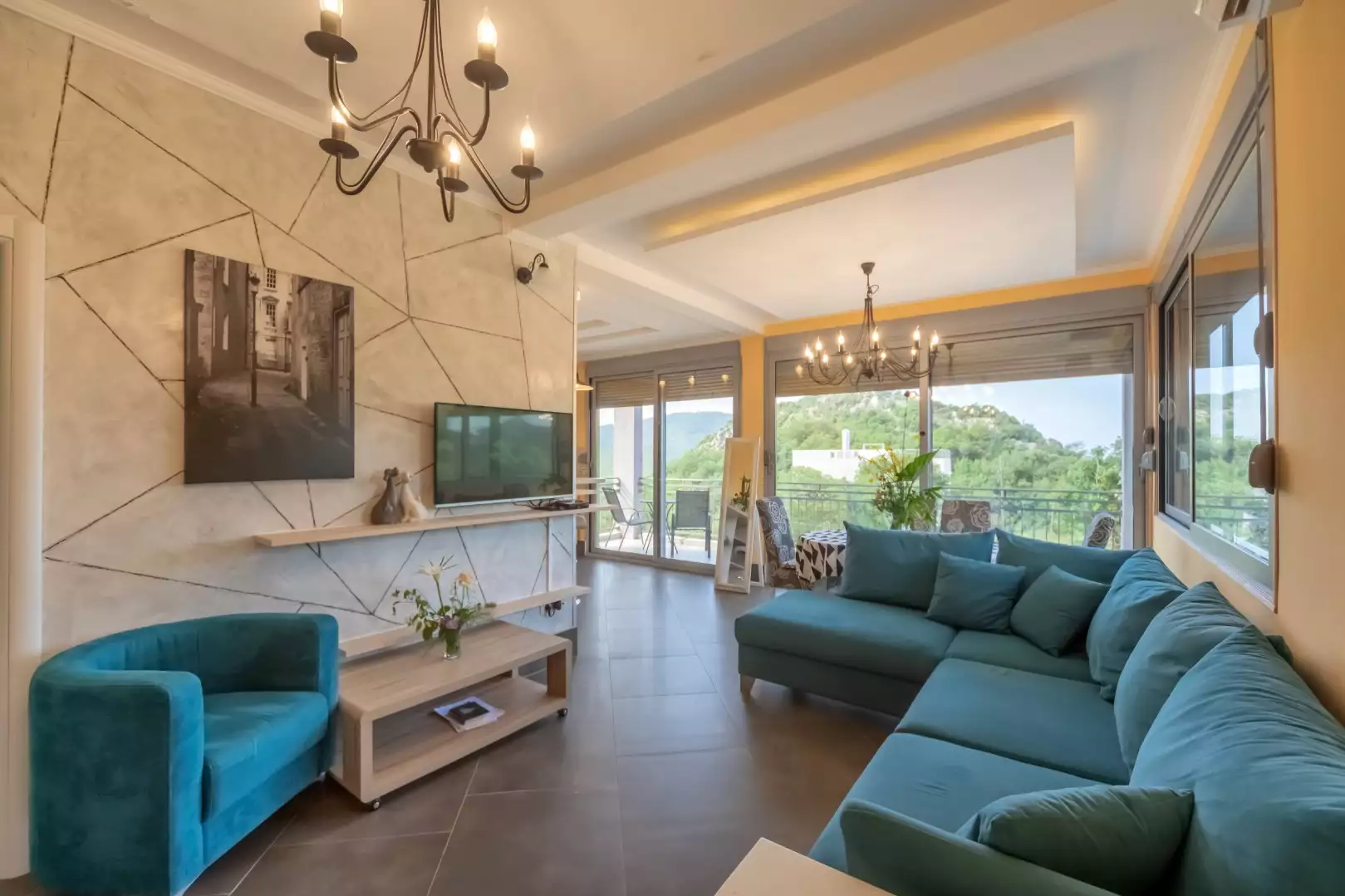 House 247m² in Montenegro, Bularica. Priced at 785000€ rent photo-15