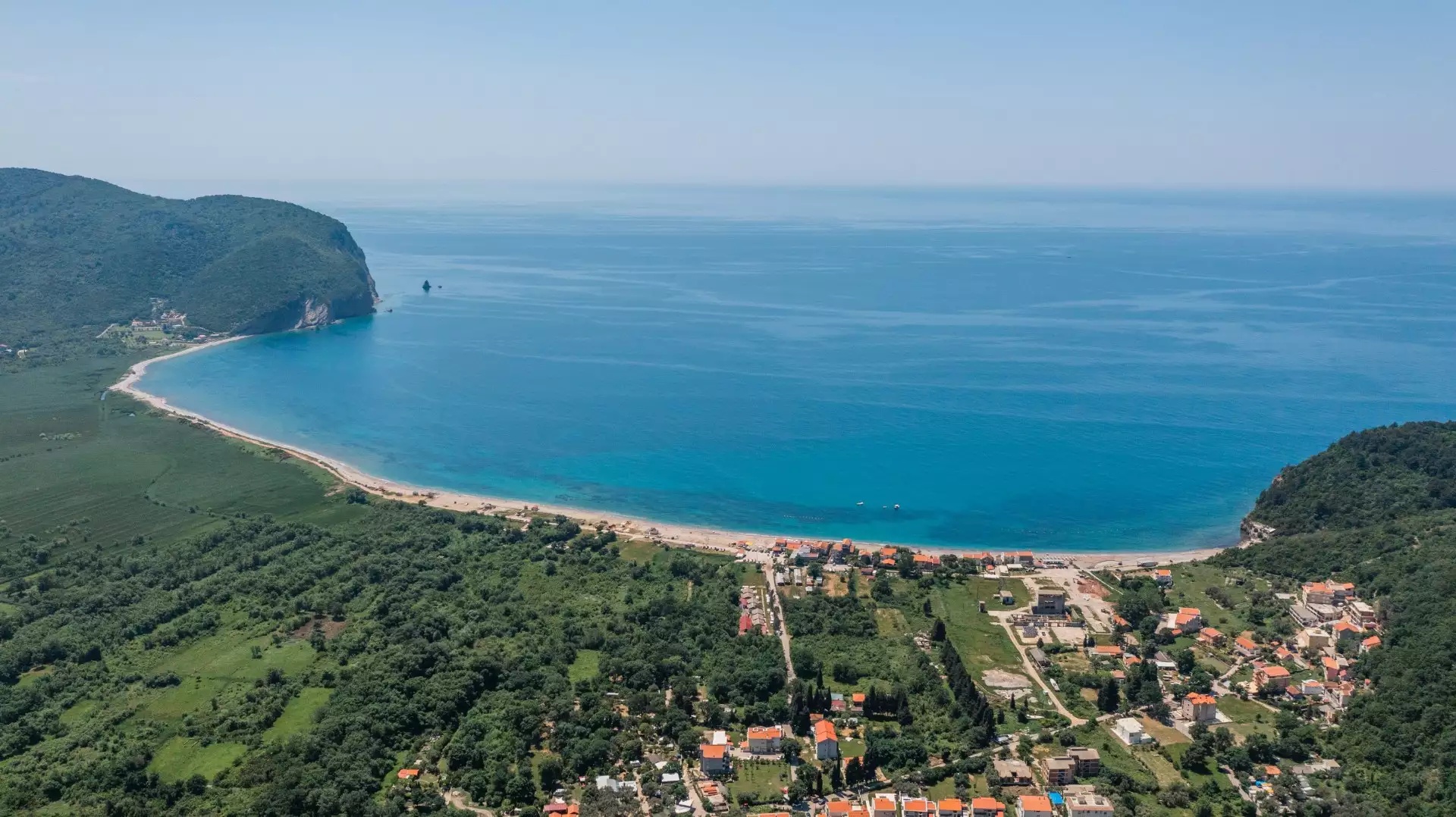 House 247m² in Montenegro, Bularica. Priced at 785000€ rent photo-16
