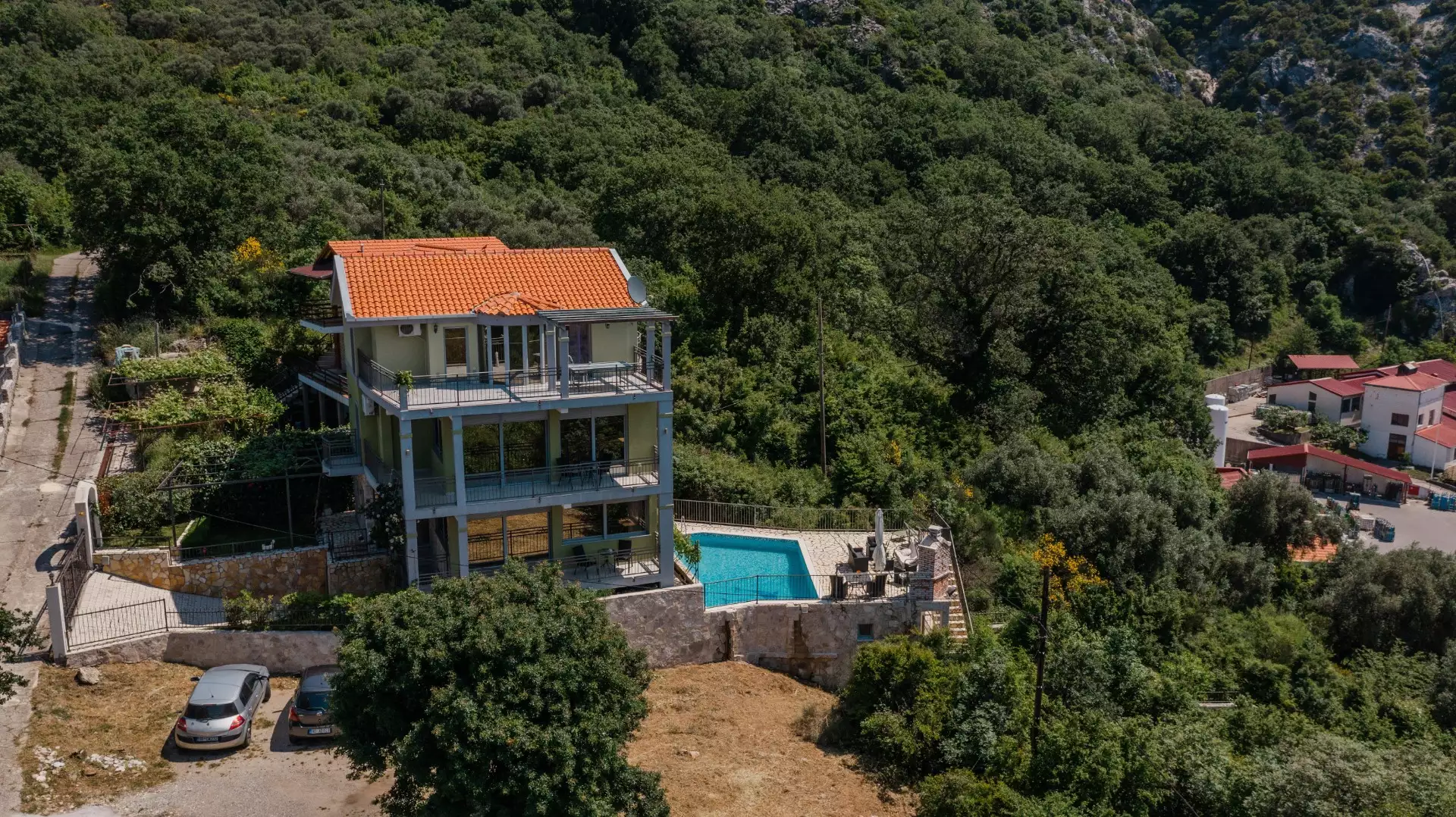 House 247m² in Montenegro, Bularica. Priced at 785000€ rent photo-51
