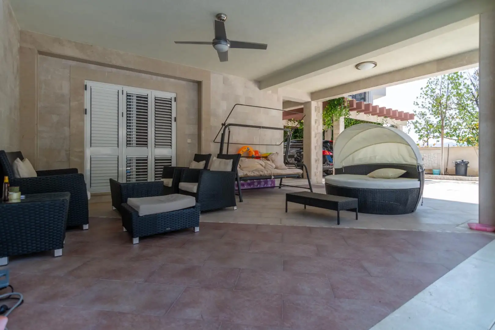 Villa 267m² in Montenegro, Tivat. Priced at 1200000€ rent photo-13