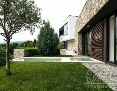 Buy in Montenegro for 797500€
