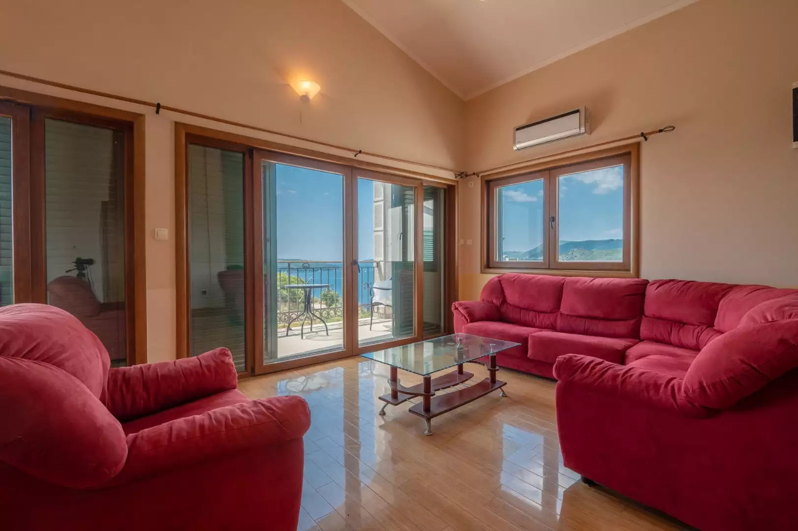 Villa 453m² in Montenegro, Przno. Priced at 990000€ rent photo-8