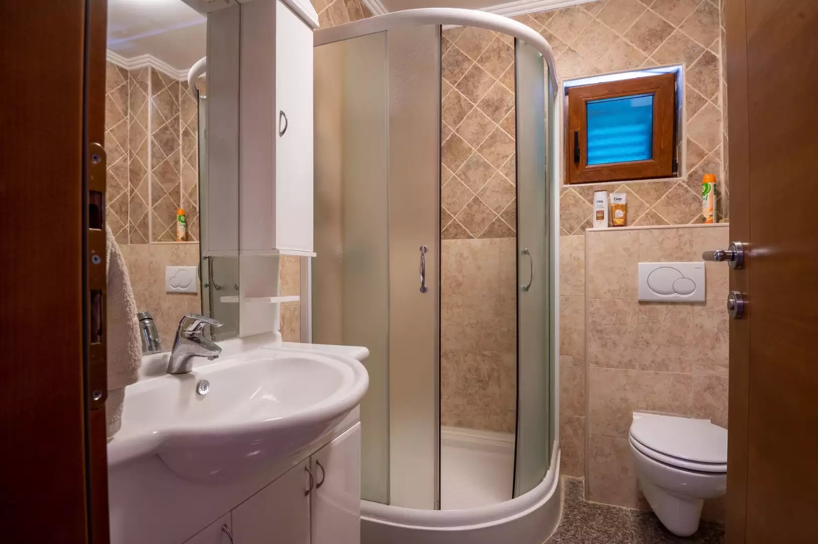 Villa 453m² in Montenegro, Przno. Priced at 990000€ rent photo-20