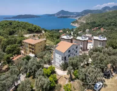 Buy in Montenegro for 990000€