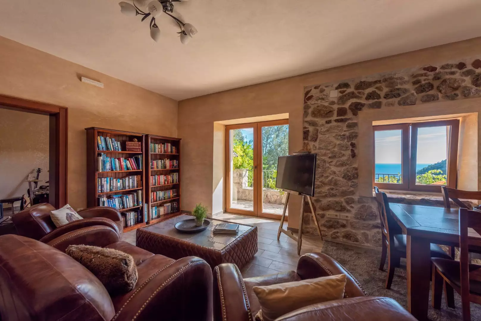Villa 280m² in Montenegro, Budva. Priced at 600000€ rent photo-4