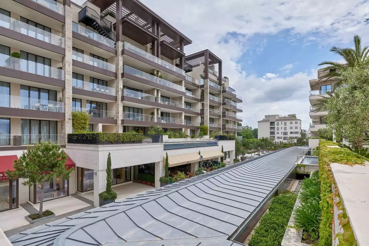 Flat 192m² in Montenegro, Tivat. Priced at 1680000€ rent photo-5