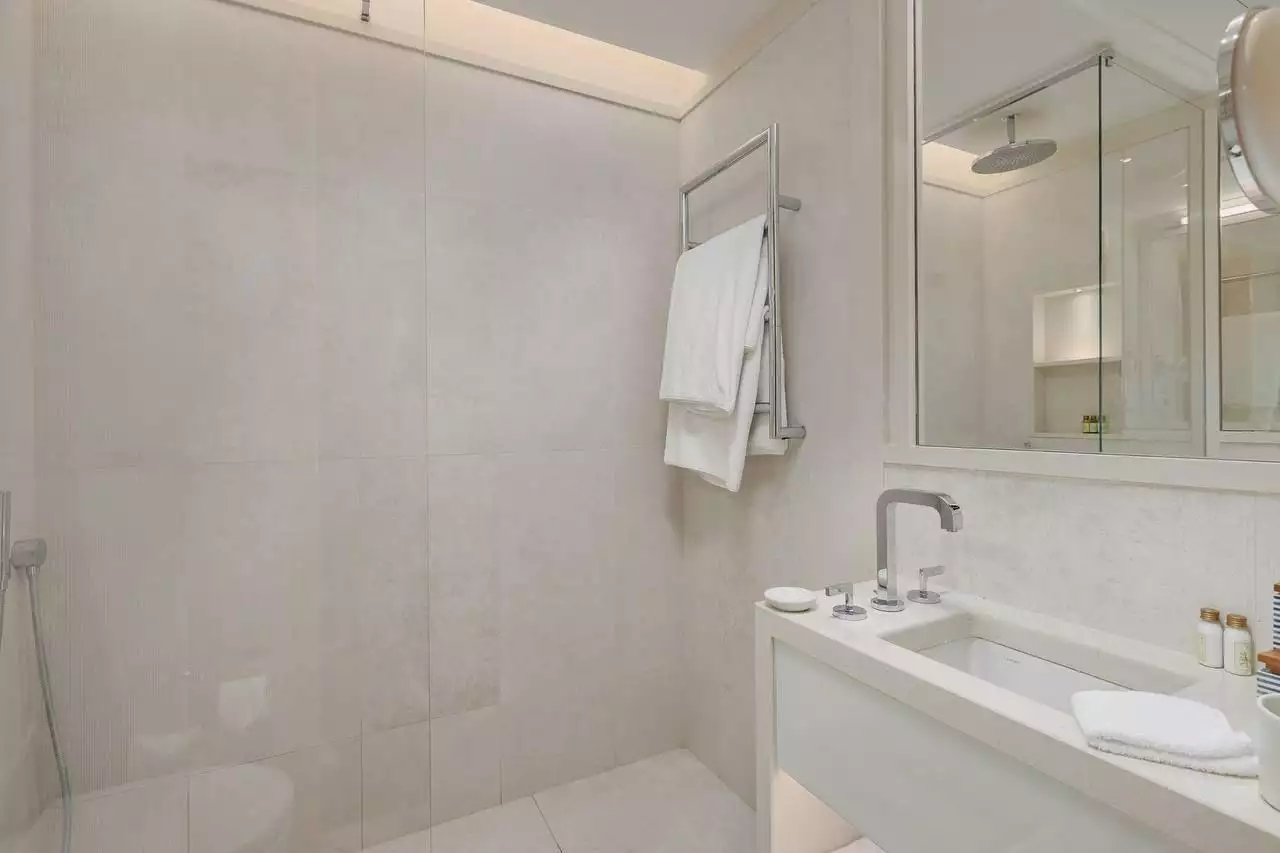 Flat 192m² in Montenegro, Tivat. Priced at 1680000€ rent photo-17