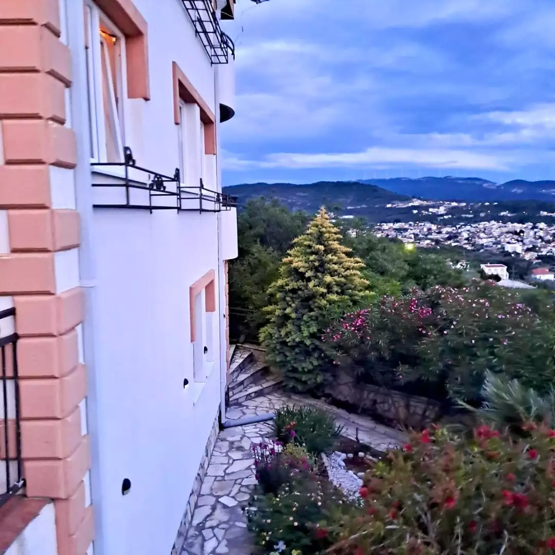 House 201m² in Montenegro, Dobra Voda. Priced at 240000€ rent photo-2