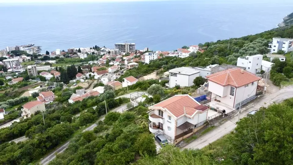 House 201m² in Montenegro, Dobra Voda. Priced at 240000€ rent photo-4