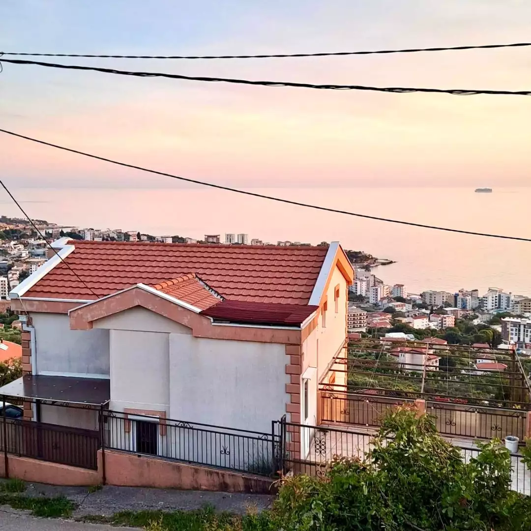 House 201m² in Montenegro, Dobra Voda. Priced at 240000€ rent photo-25
