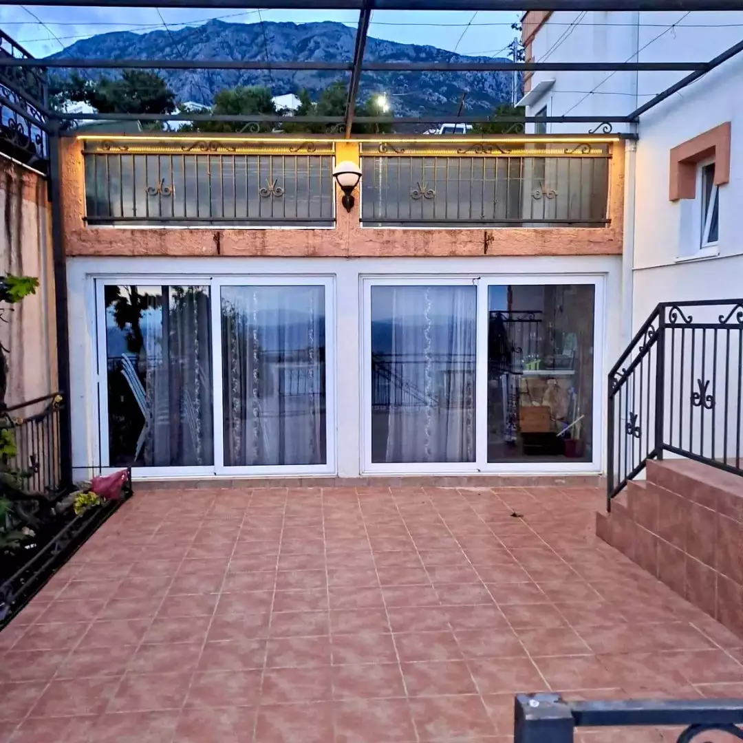 House 201m² in Montenegro, Dobra Voda. Priced at 240000€ rent photo-29