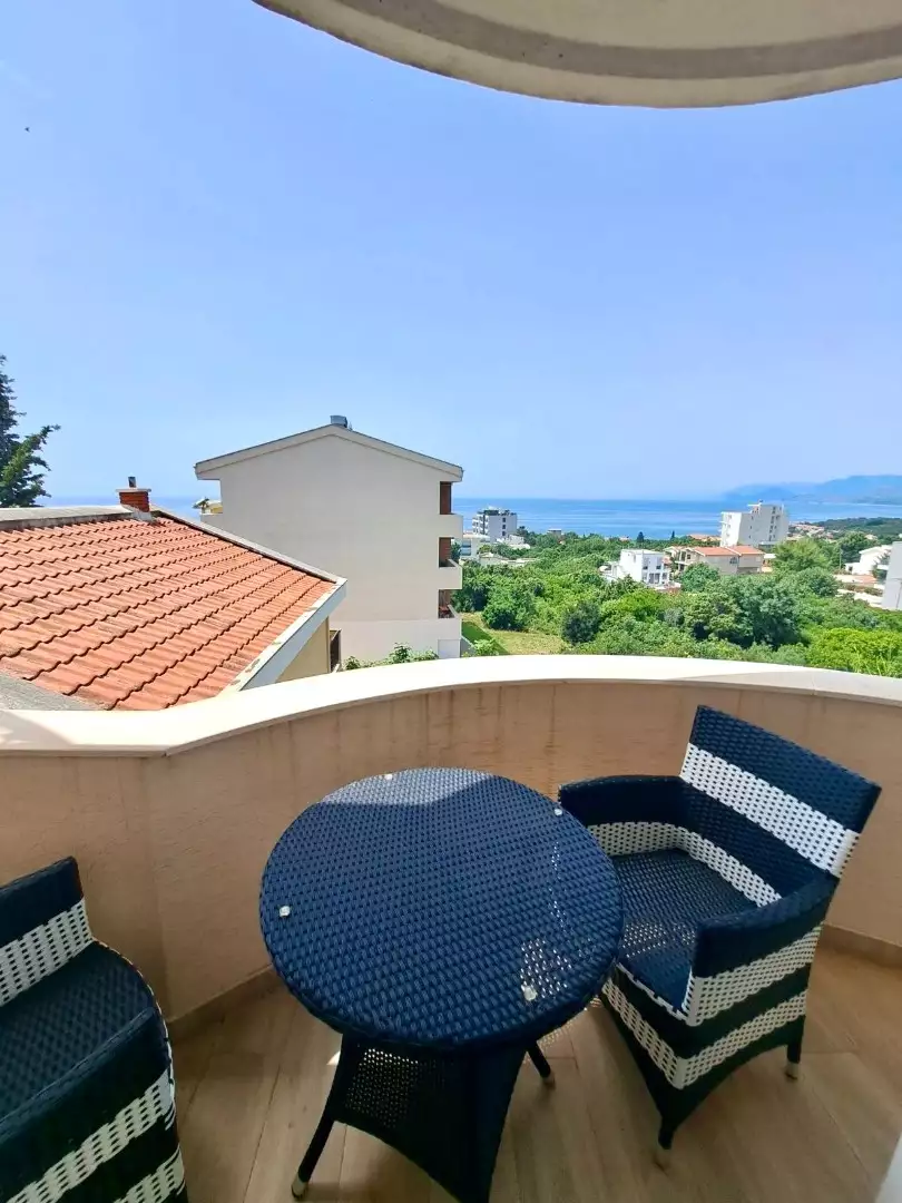 Flat 48m² in Montenegro, Utjeha. Priced at 95000€ rent photo-1
