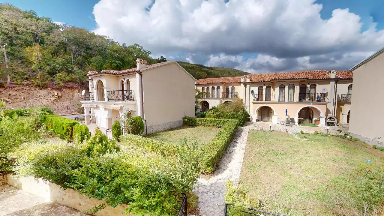 House 217m² in Bulgaria, Elenite. Priced at 169000€ rent photo-1