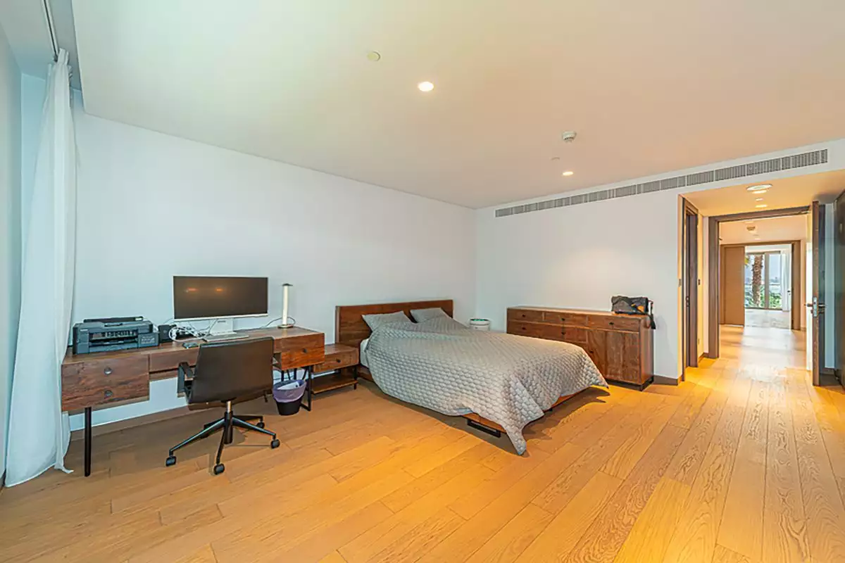 Flat 572m² in UAE, Dubai. Priced at 8808191€ rent photo-9