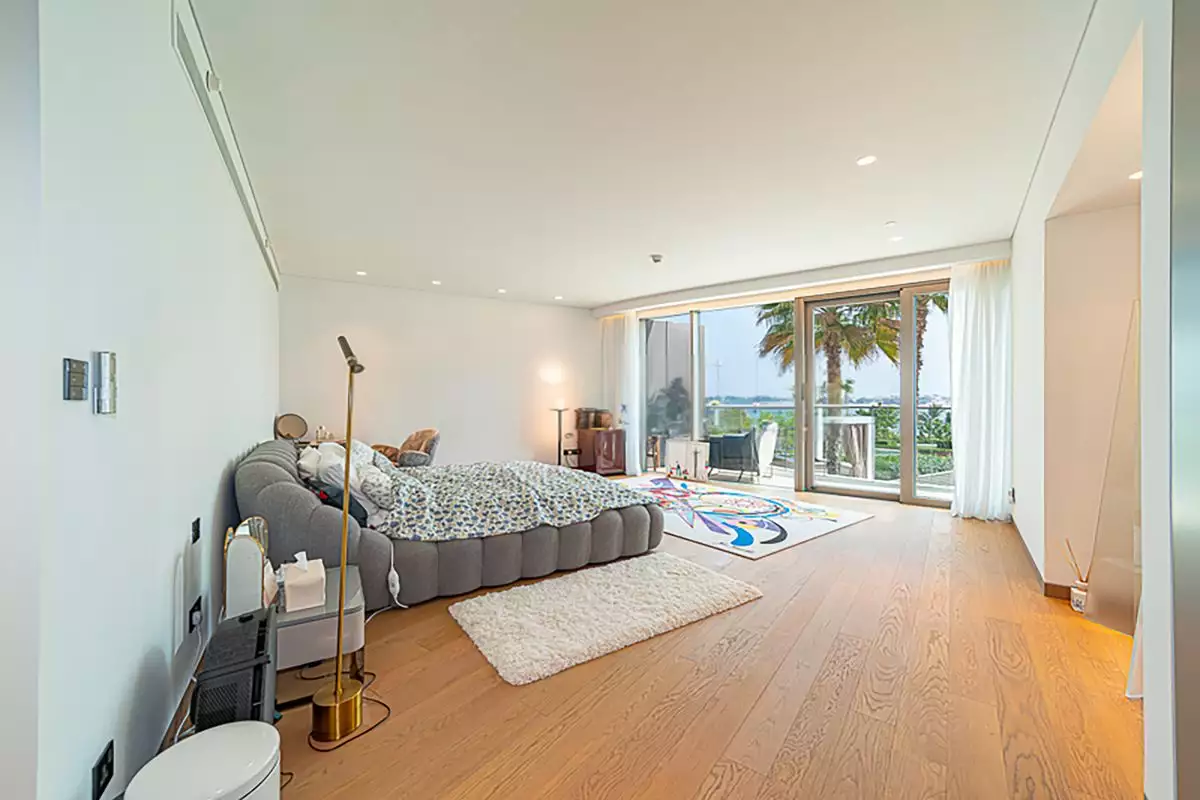 Flat 572m² in UAE, Dubai. Priced at 8808191€ rent photo-12
