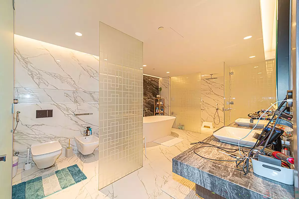 Flat 572m² in UAE, Dubai. Priced at 8808191€ rent photo-21