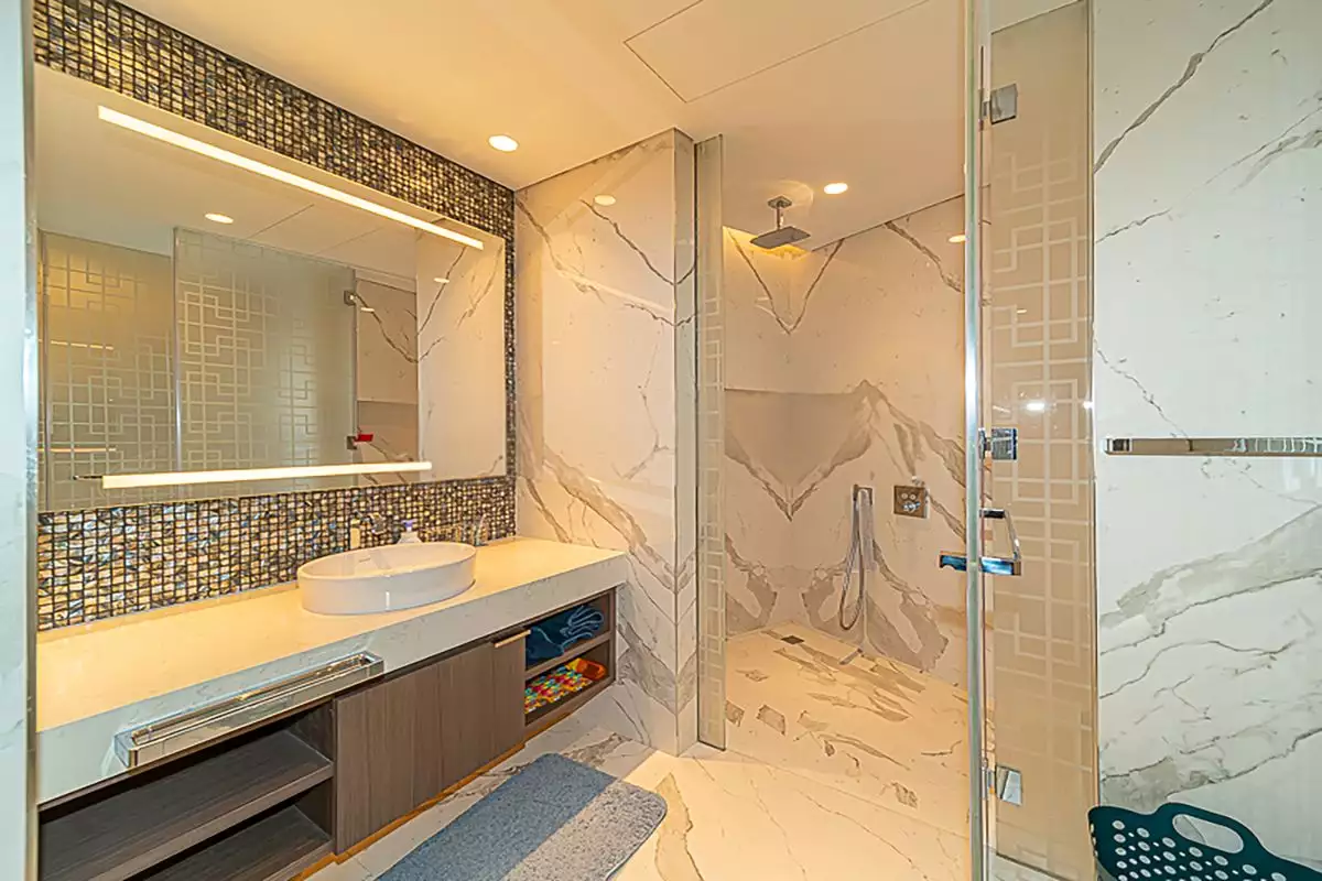 Flat 572m² in UAE, Dubai. Priced at 8808191€ rent photo-25