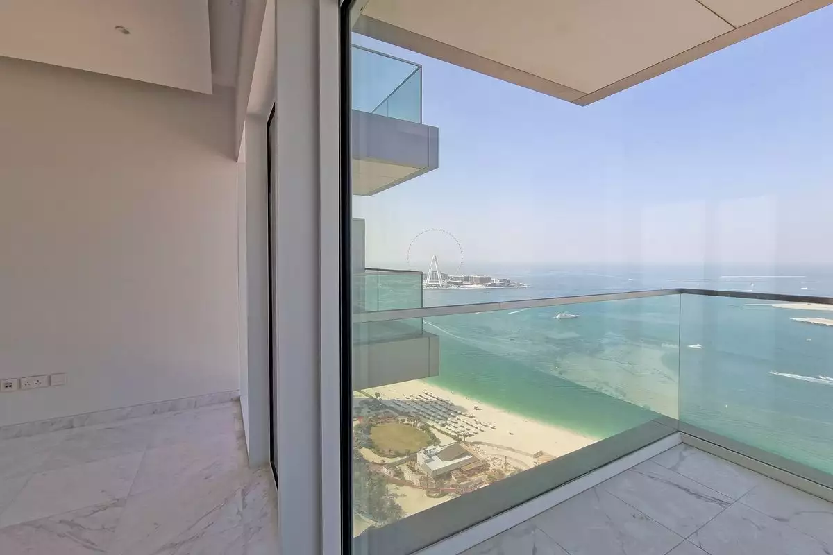 Flat 178m² in UAE, Dubai. Priced at 2309868€ rent photo-1