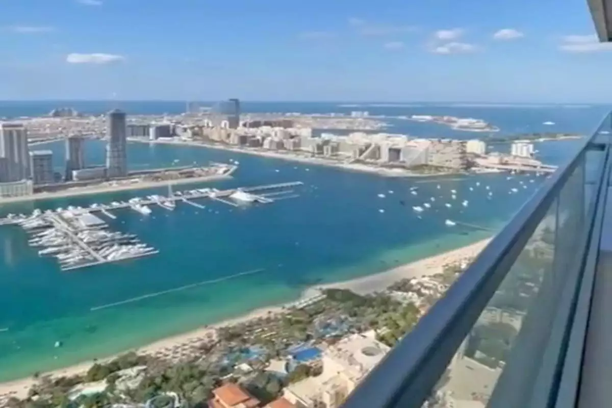 Flat 156m² in UAE, Dubai. Priced at 1098748€ rent photo-1