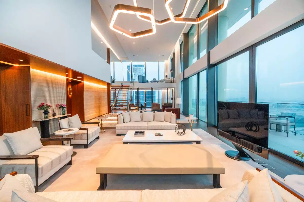 Flat 714m² in UAE, Dubai. Priced at 17421099€ rent photo-1