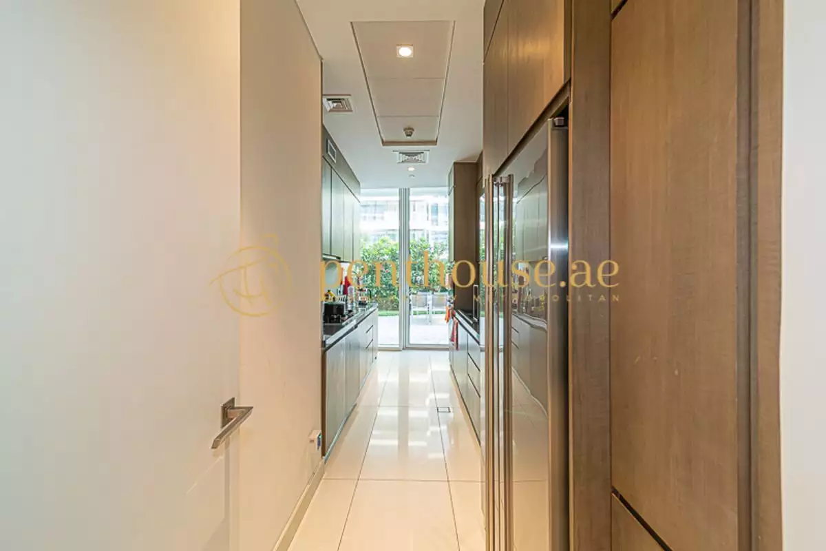 Flat 486m² in UAE, Dubai. Priced at 4694651€ rent photo-8