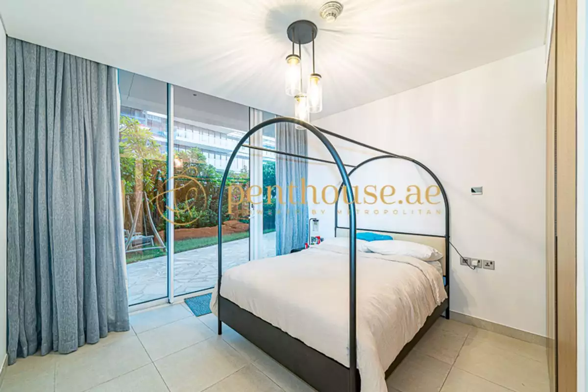 Flat 486m² in UAE, Dubai. Priced at 4694651€ rent photo-22